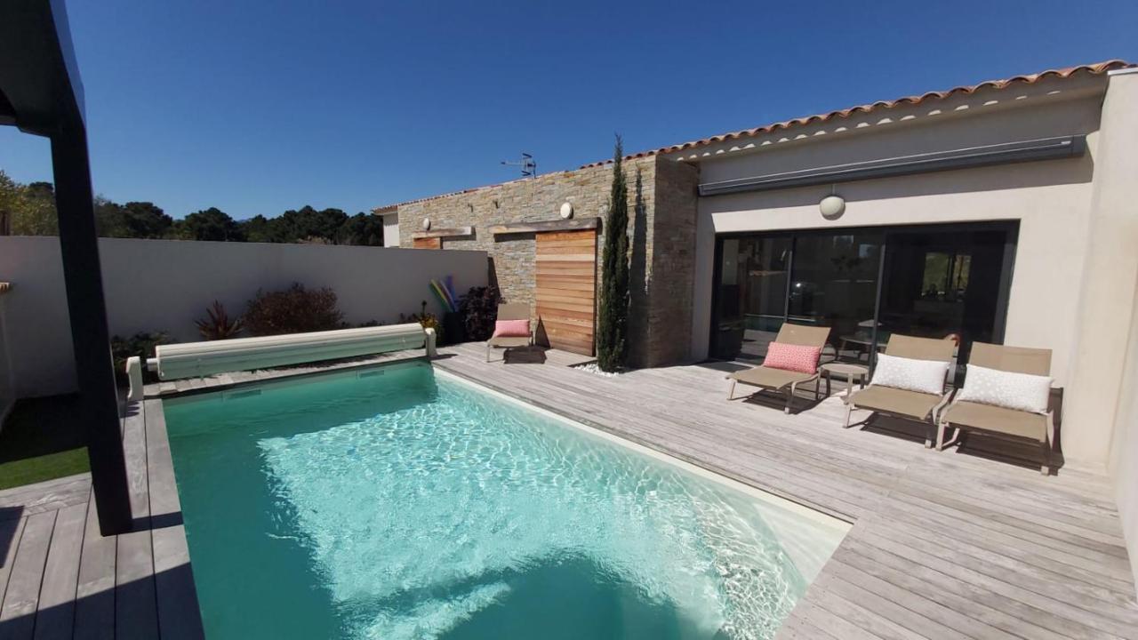 Villa Home Holiday A Cala Rossa Lecci Dış mekan fotoğraf