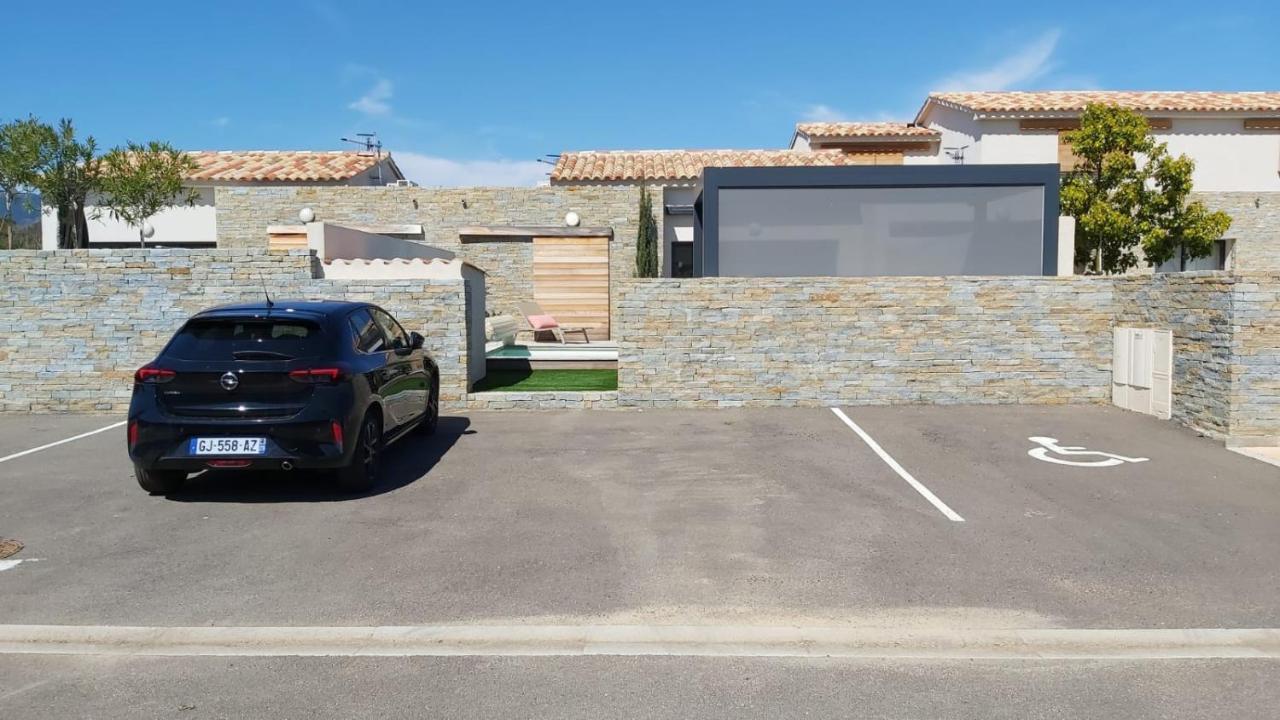 Villa Home Holiday A Cala Rossa Lecci Dış mekan fotoğraf
